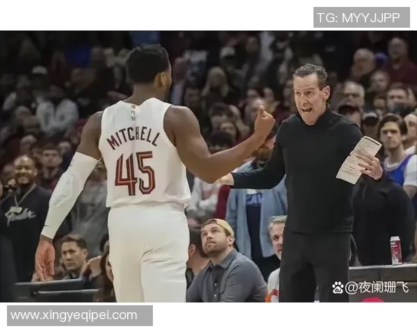 勇士近11场比赛8胜3负，同期战绩联盟第二仅次于凯尔特人